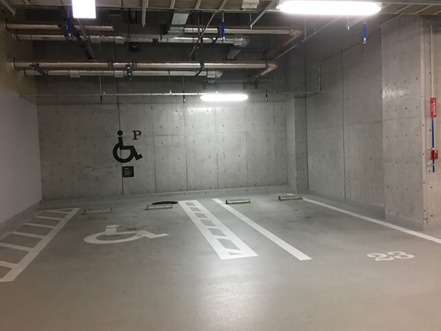 シリウス地下駐車場